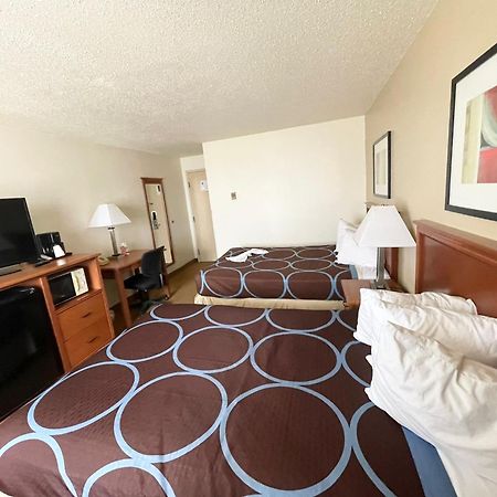 Super 8 By Wyndham Williston Nd Hotel Exterior photo