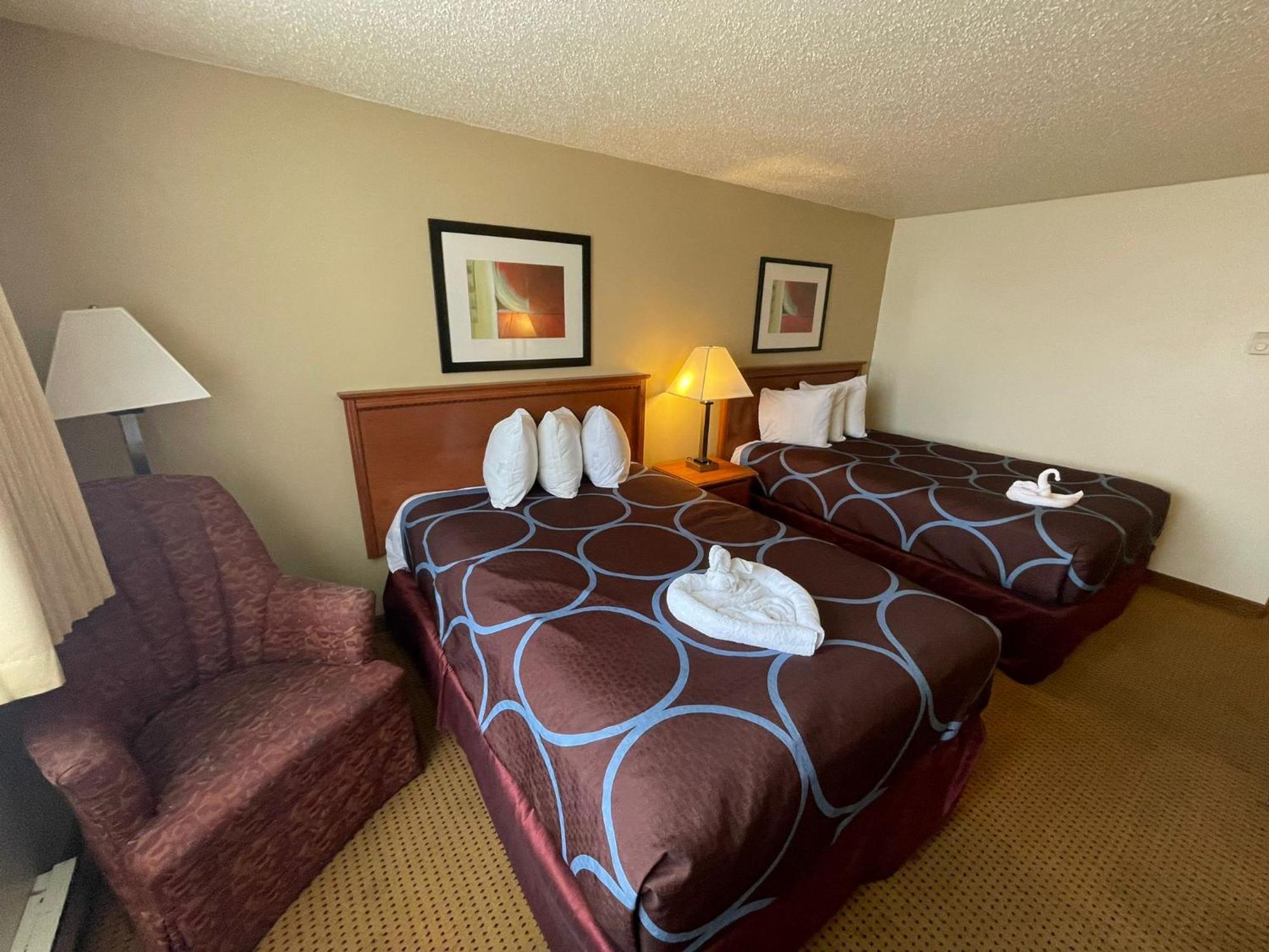 Super 8 By Wyndham Williston Nd Hotel Exterior photo